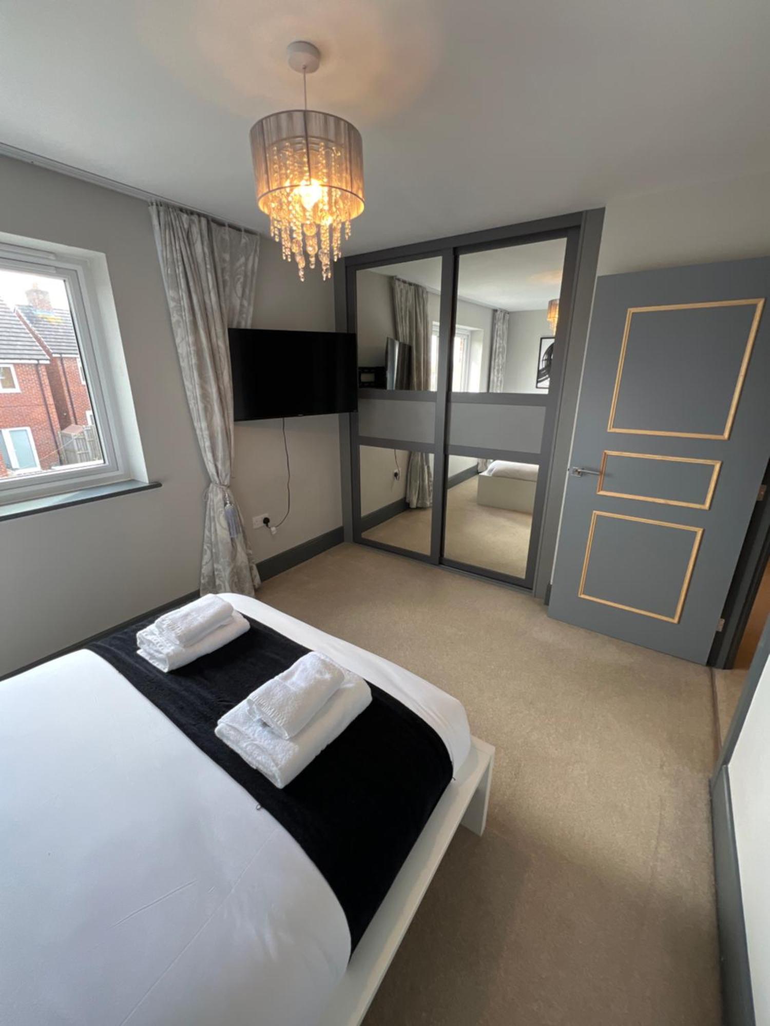 Luxury Durham Home In Dh1, Free Parking, No Fees Екстериор снимка