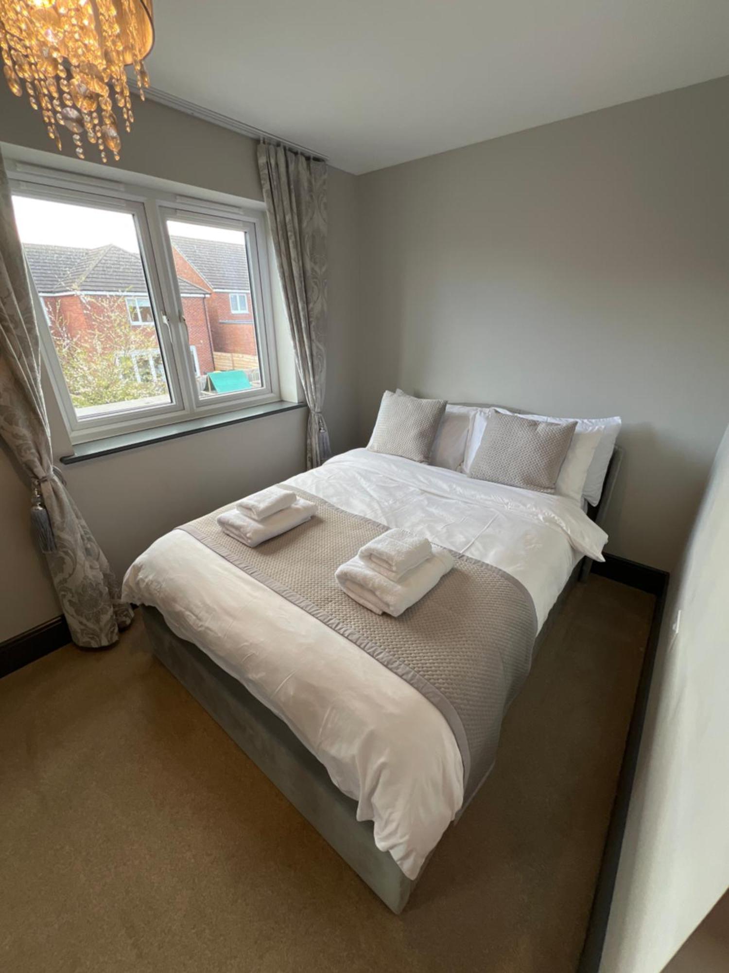 Luxury Durham Home In Dh1, Free Parking, No Fees Екстериор снимка