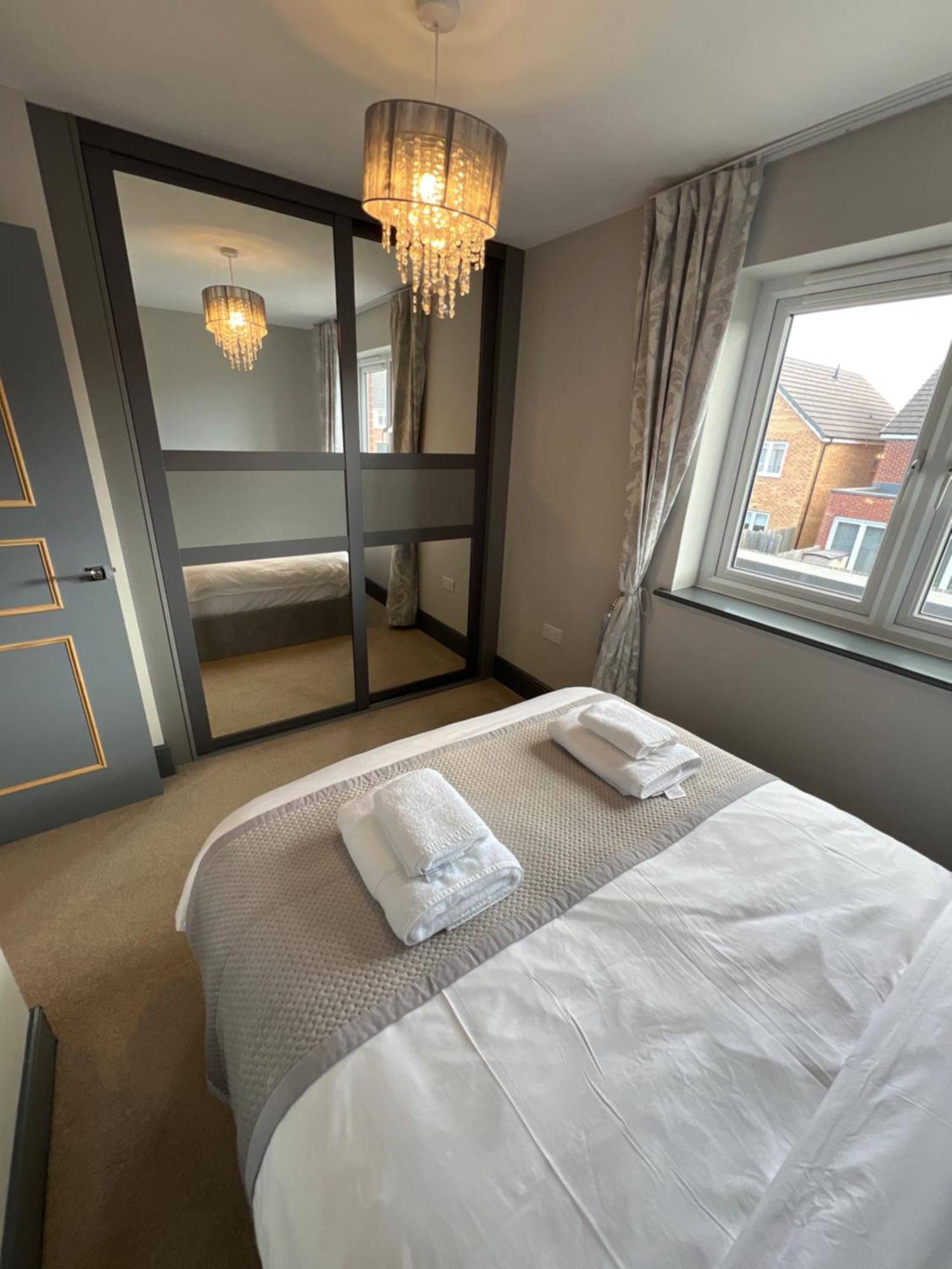 Luxury Durham Home In Dh1, Free Parking, No Fees Екстериор снимка